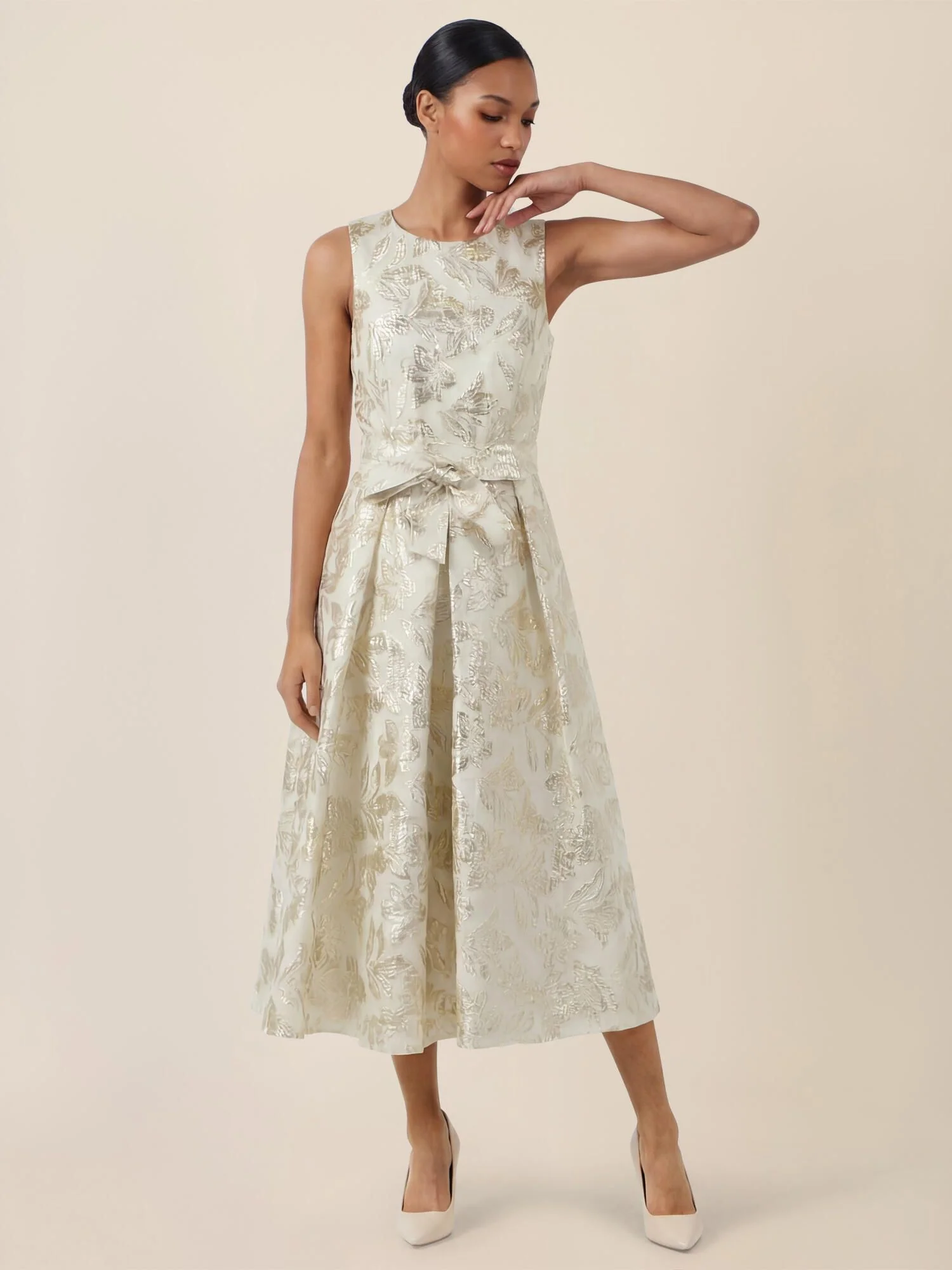 Abendkleid Midi mit schimmerndem Strukturmuster - Image 3