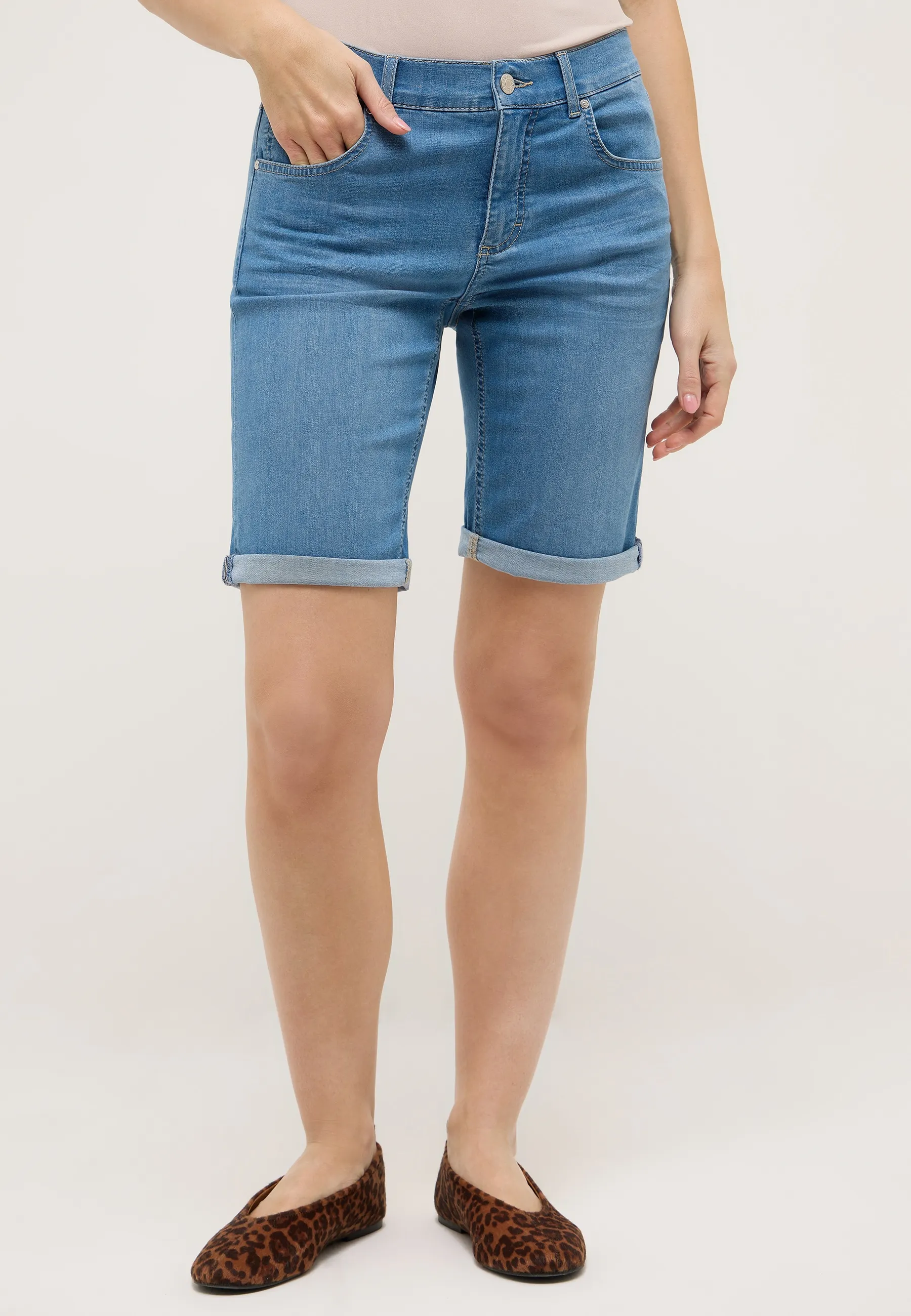 Bermudashorts TURN UP Straight Fit - Image 5