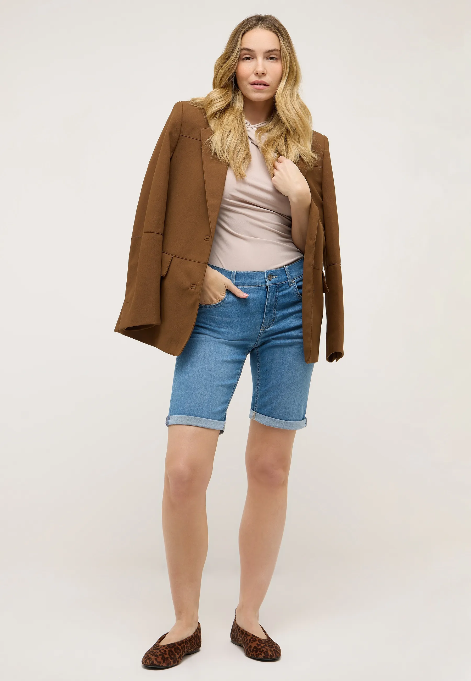 Bermudashorts TURN UP Straight Fit - Image 6