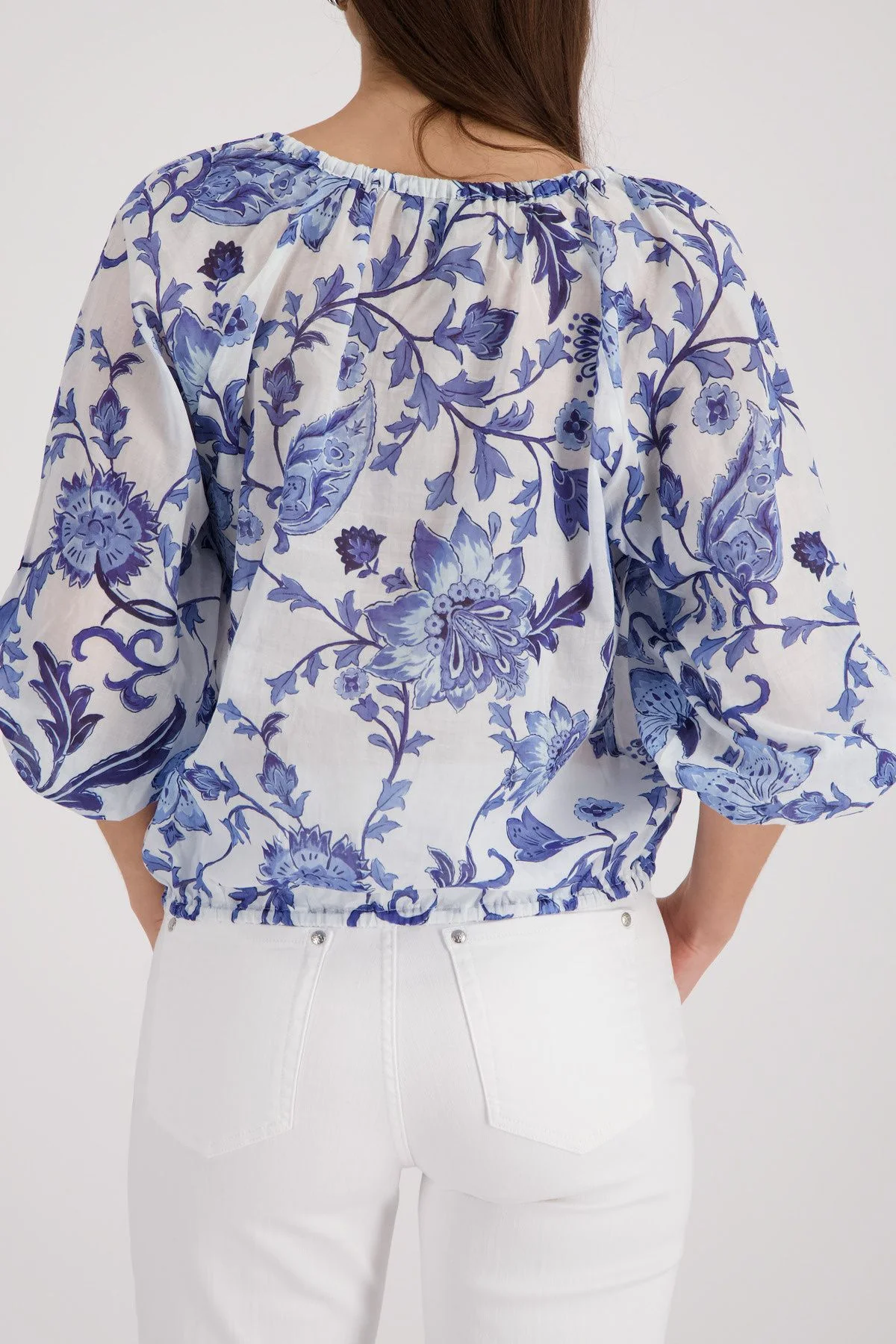 Bluse mit Blumenmuster - Image 4