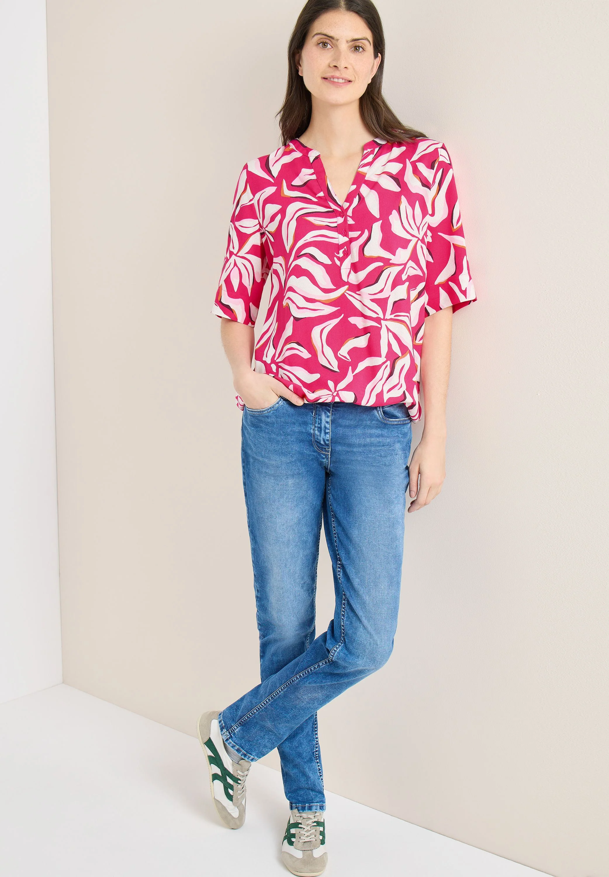 Bluse Relaxed Fit aus Viskose - Image 3