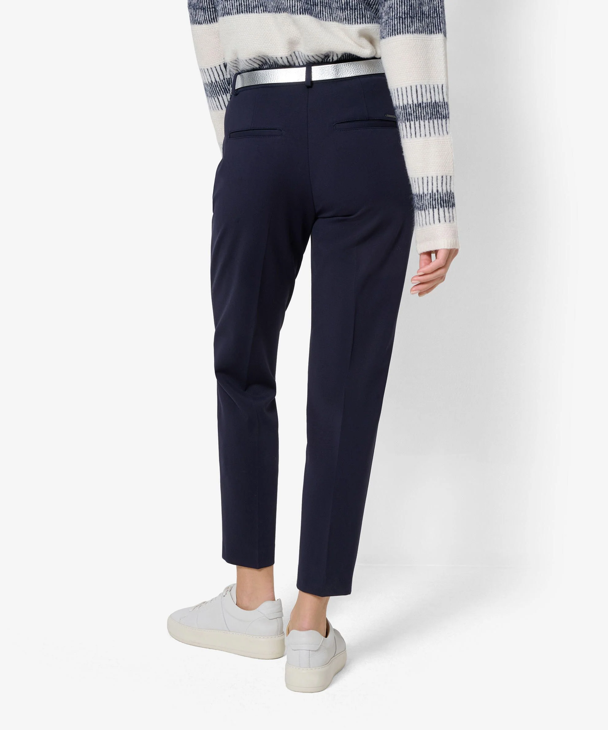 Chinohose aus feinem Jersey - Image 5