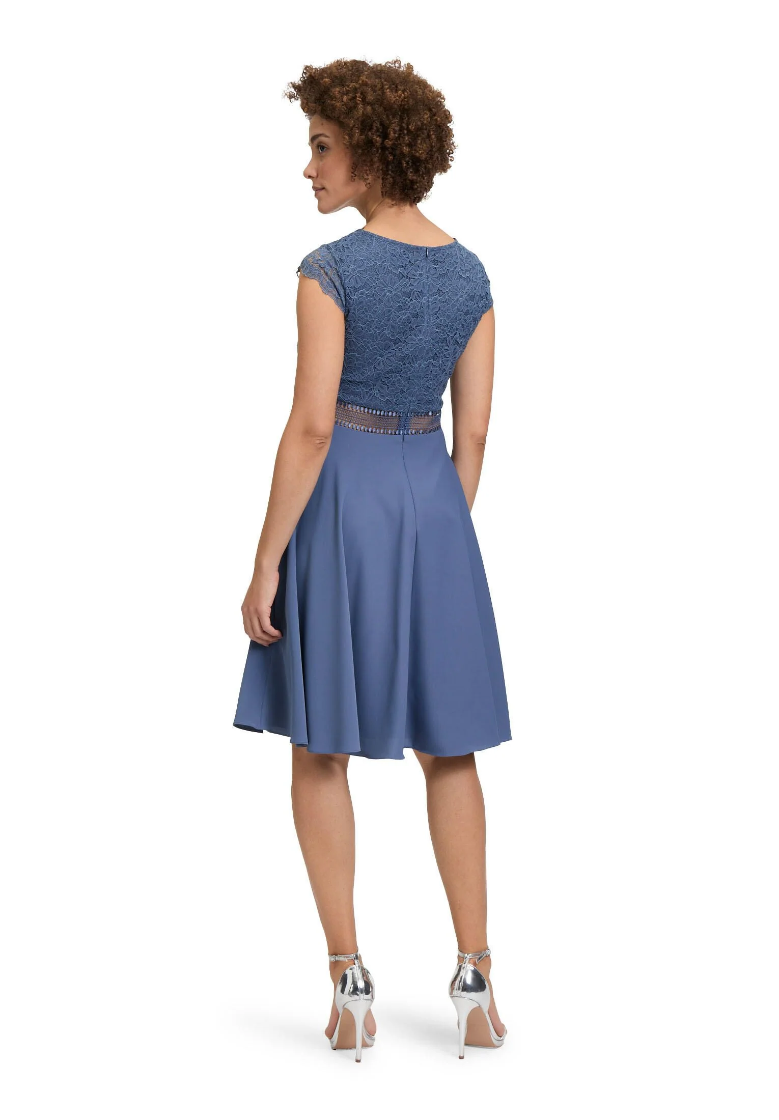 Cocktailkleid aus Spitze - Image 3