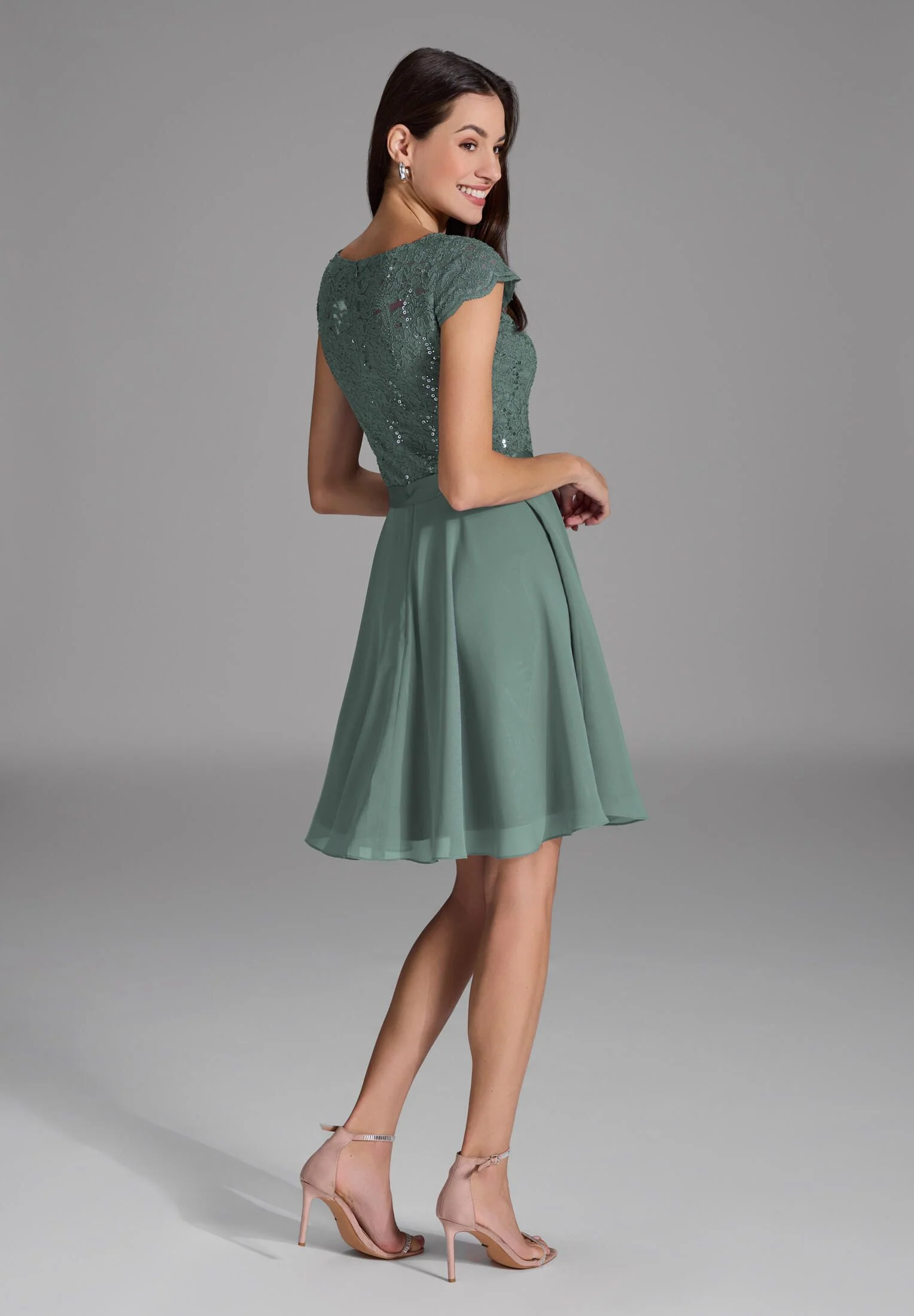 Cocktailkleid aus Spitze und Chiffon - Image 4