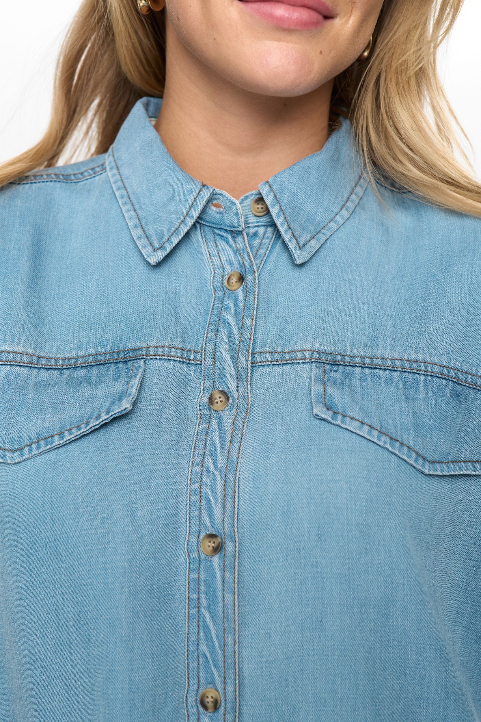 Jeansbluse NUELIDA aus Lyocell - Image 4