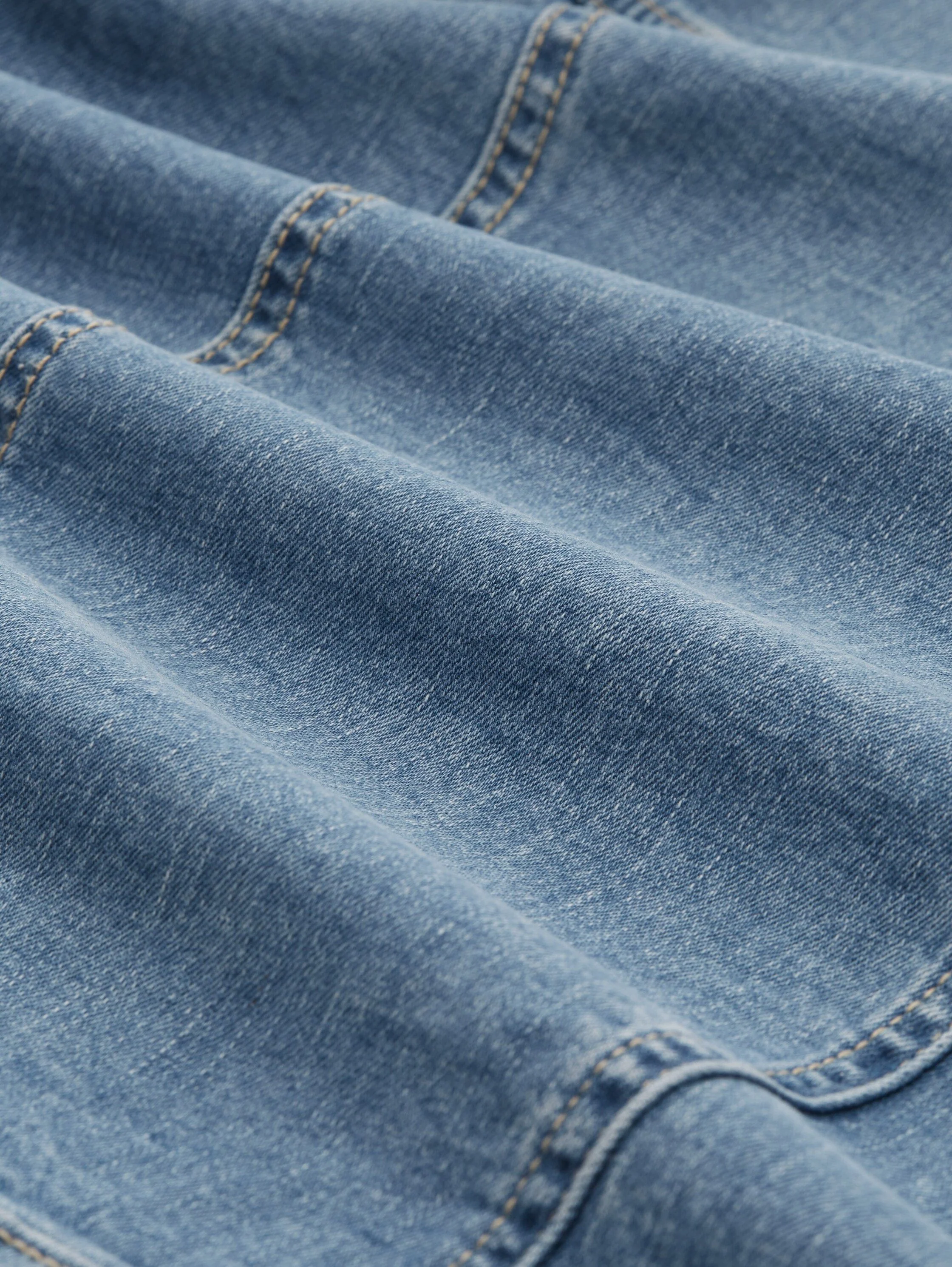 Jeansjacke aus recycelter Baumwolle - Image 4