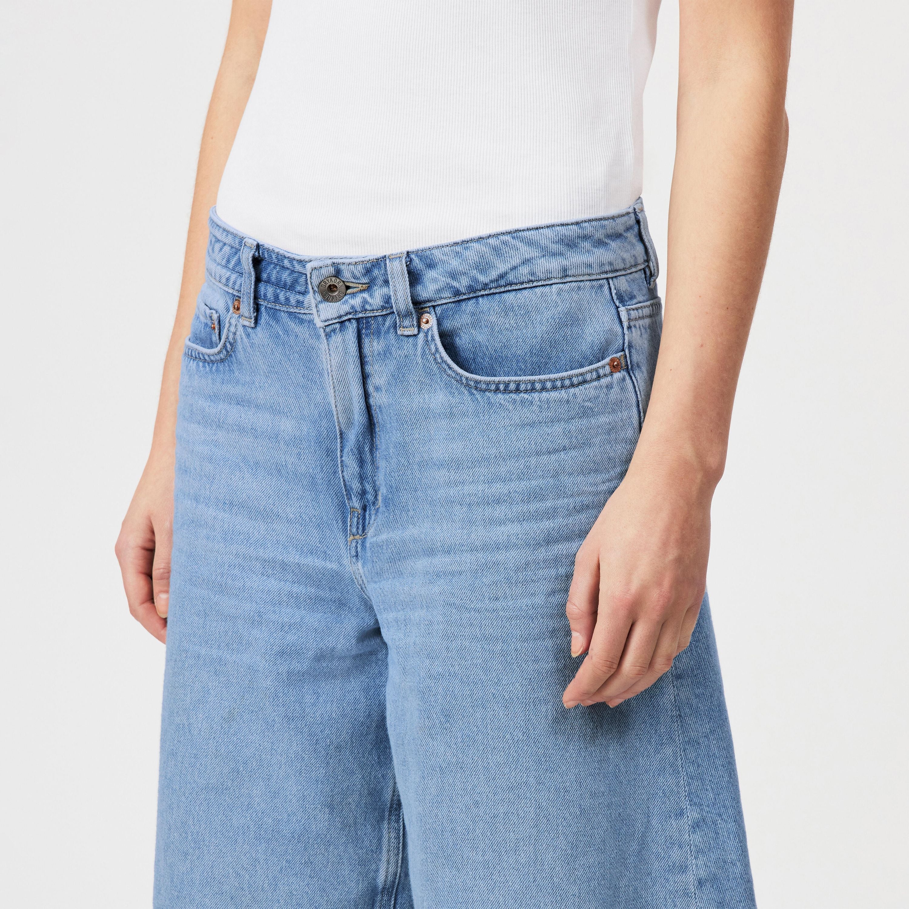 Jeansshorts NONE Relaxed Fit - Image 4