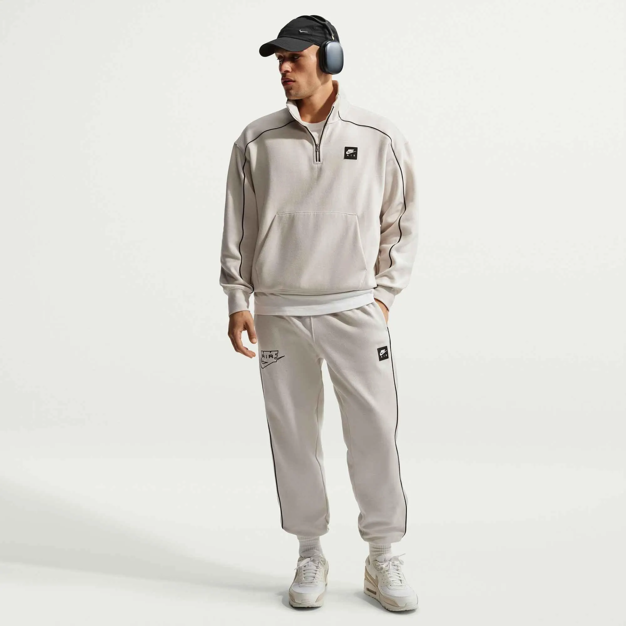 Jogginghose AIR Tapered Leg - Image 3
