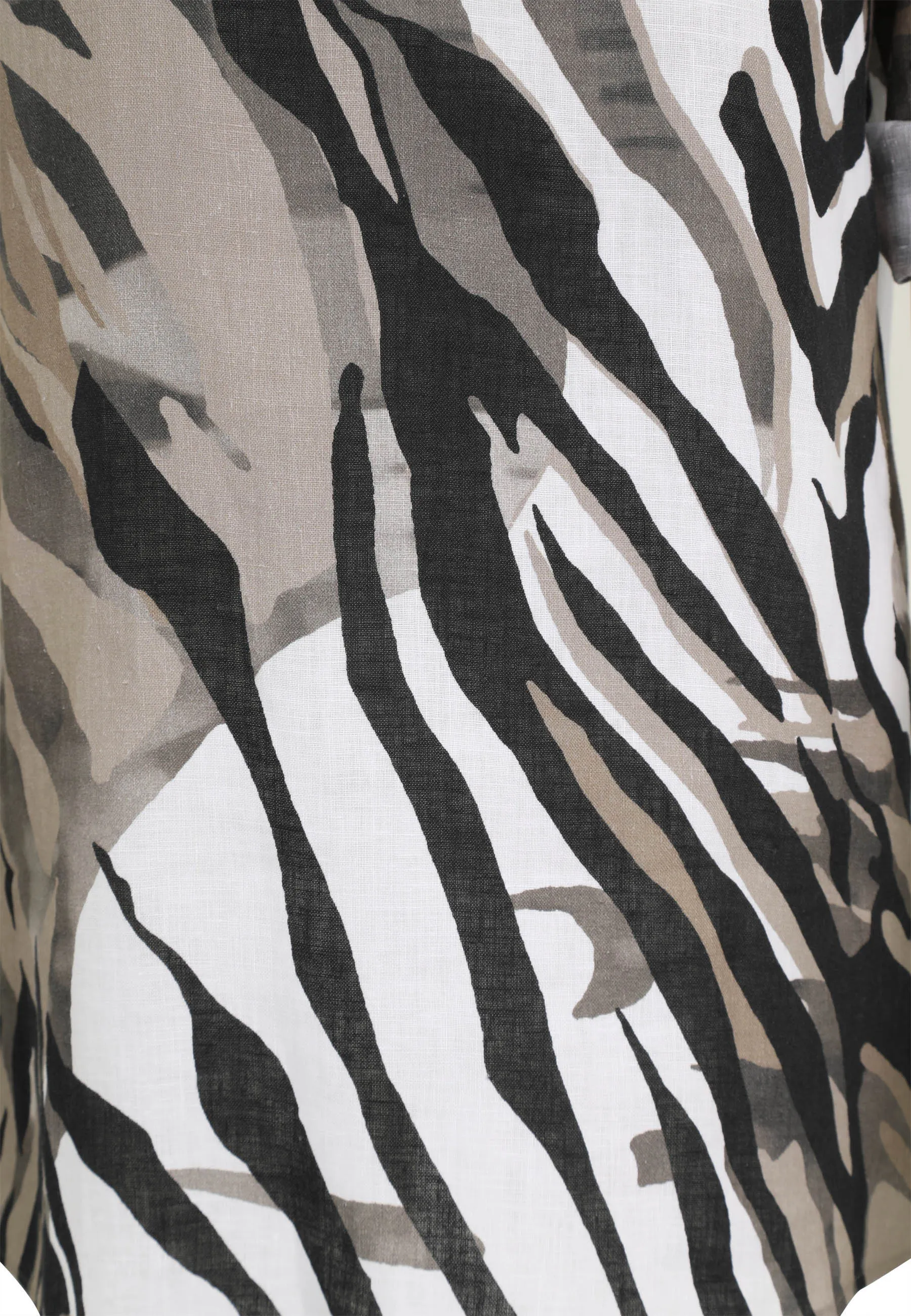 Leinenbluse mit V-Ausschnitt - Image 3