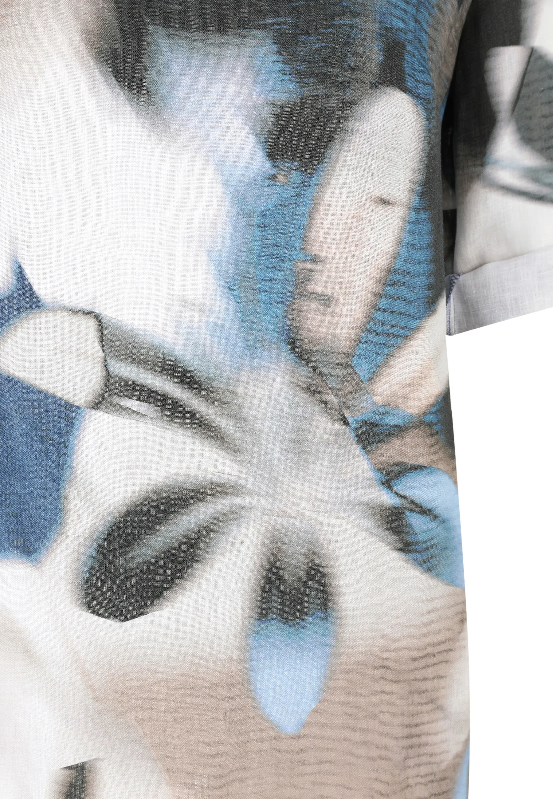 Leinenbluse mit V-Ausschnitt - Image 3