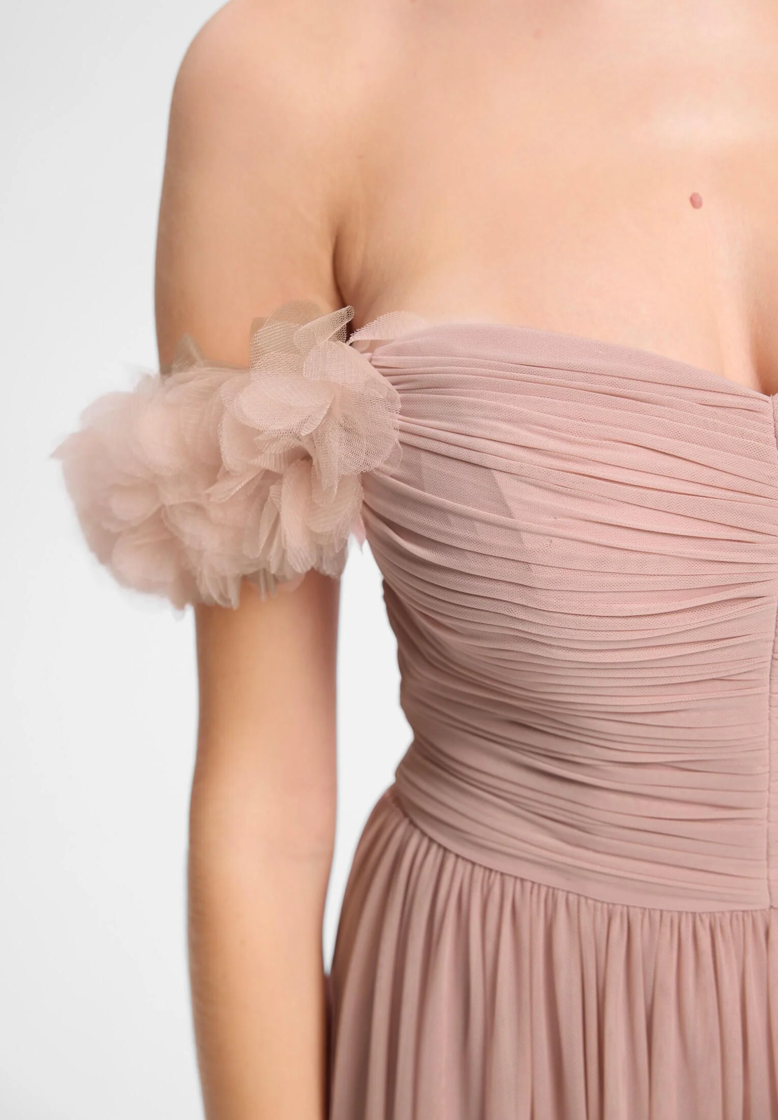 Off-Shoulder Abendkleid mit Blumenapplikation - Image 3