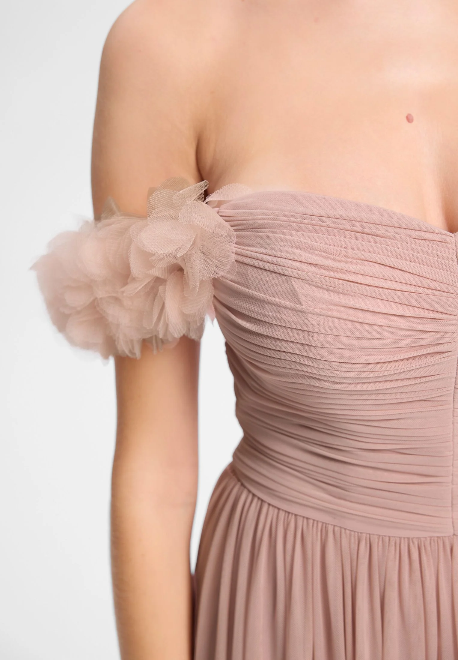 Off-Shoulder Abendkleid mit Blumenapplikation - Image 7