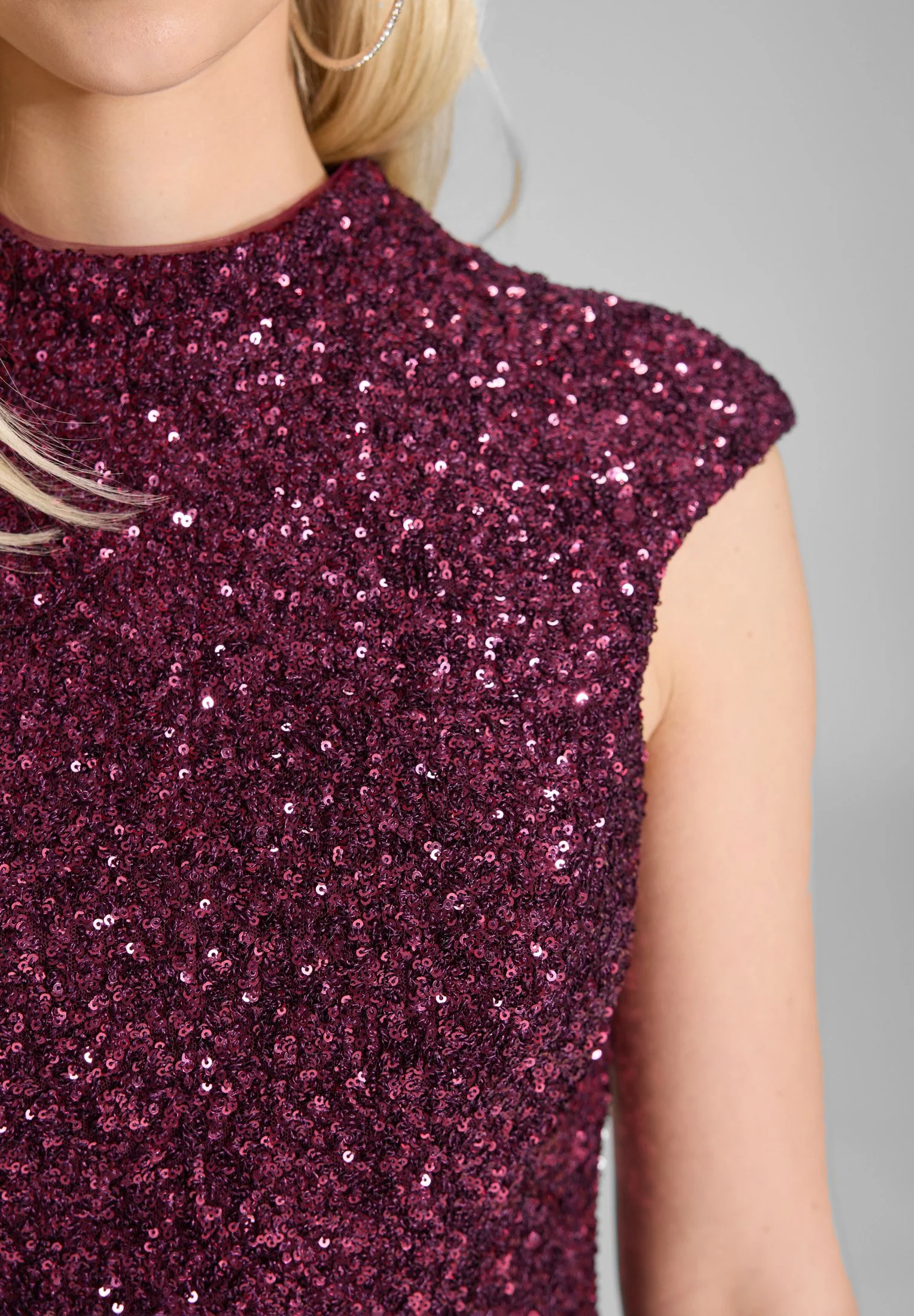 Paillettenkleid Maxi mit Rückenausschnitt - Image 8