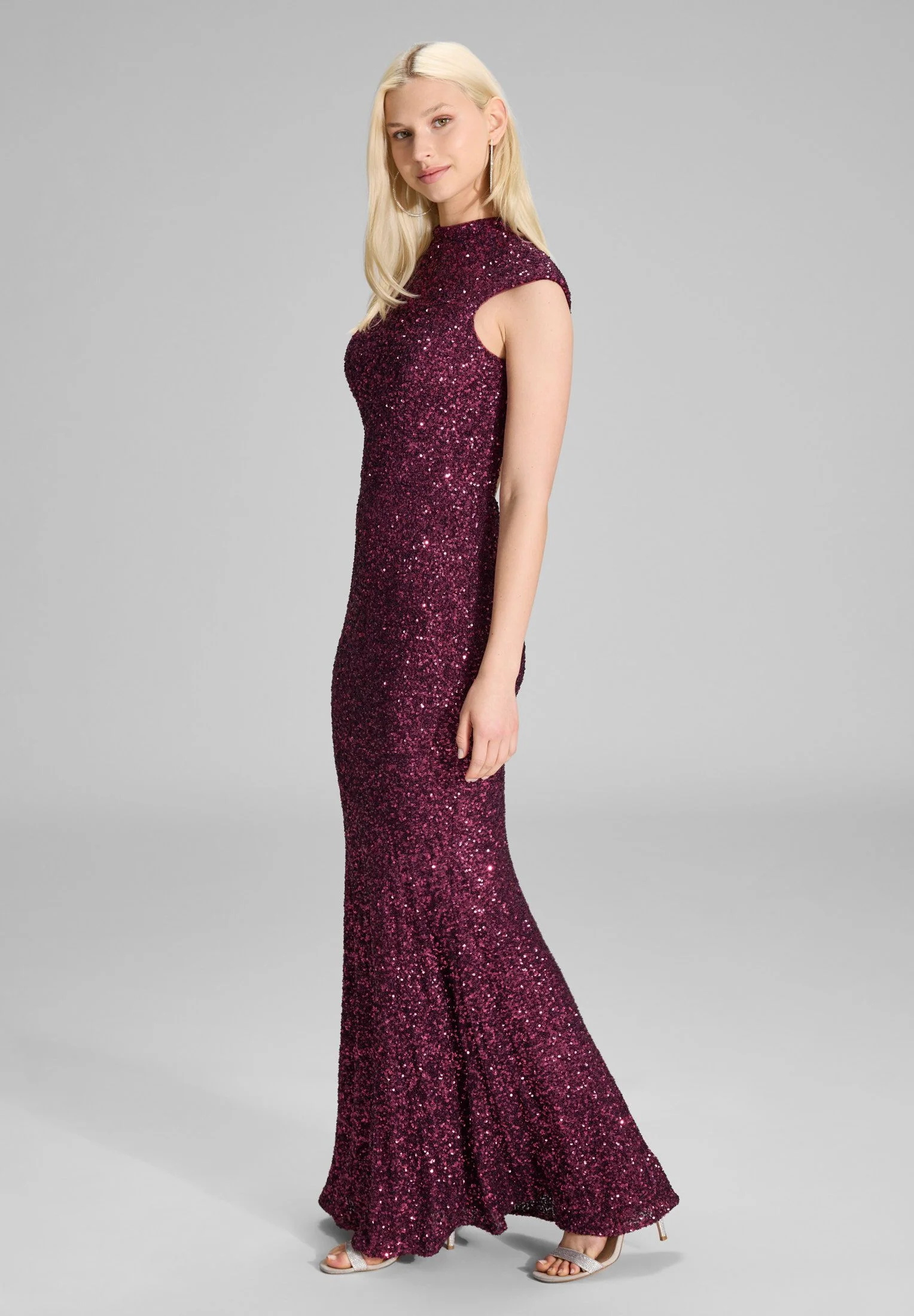 Paillettenkleid Maxi mit Rückenausschnitt - Image 9