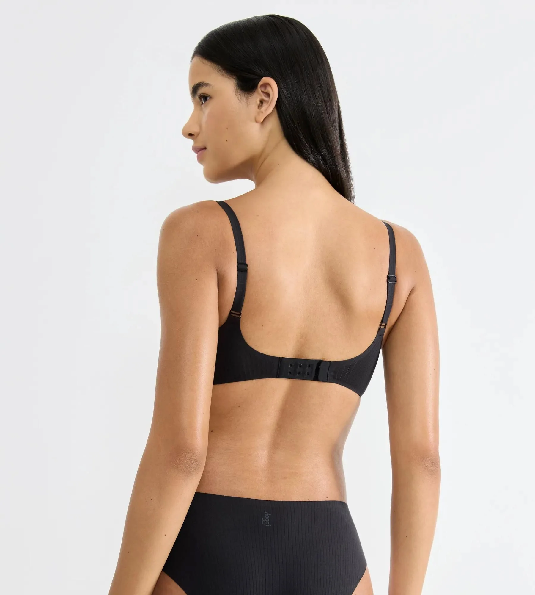 Push-up-BH ZERO FEEL mit Pads - Image 4