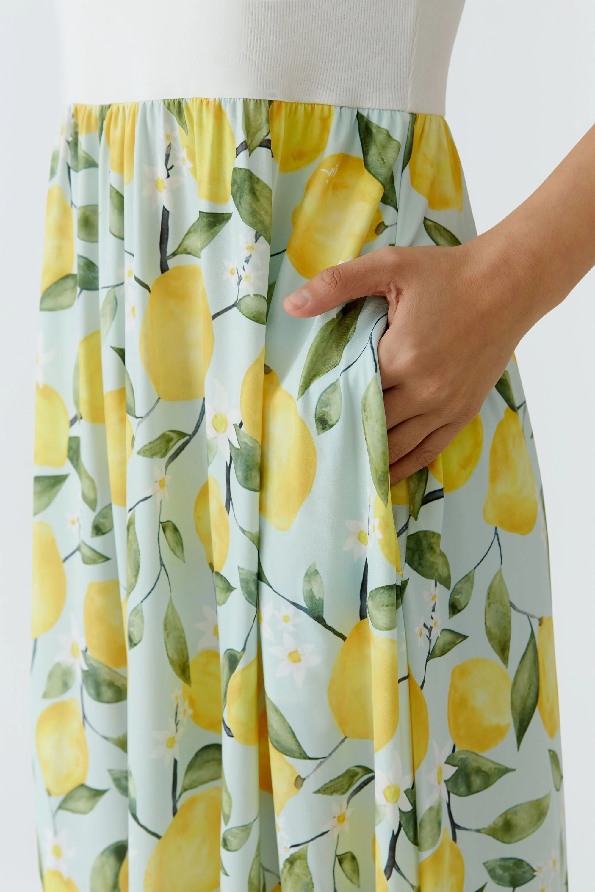 Sommerkleid Midi mit Print - Image 5