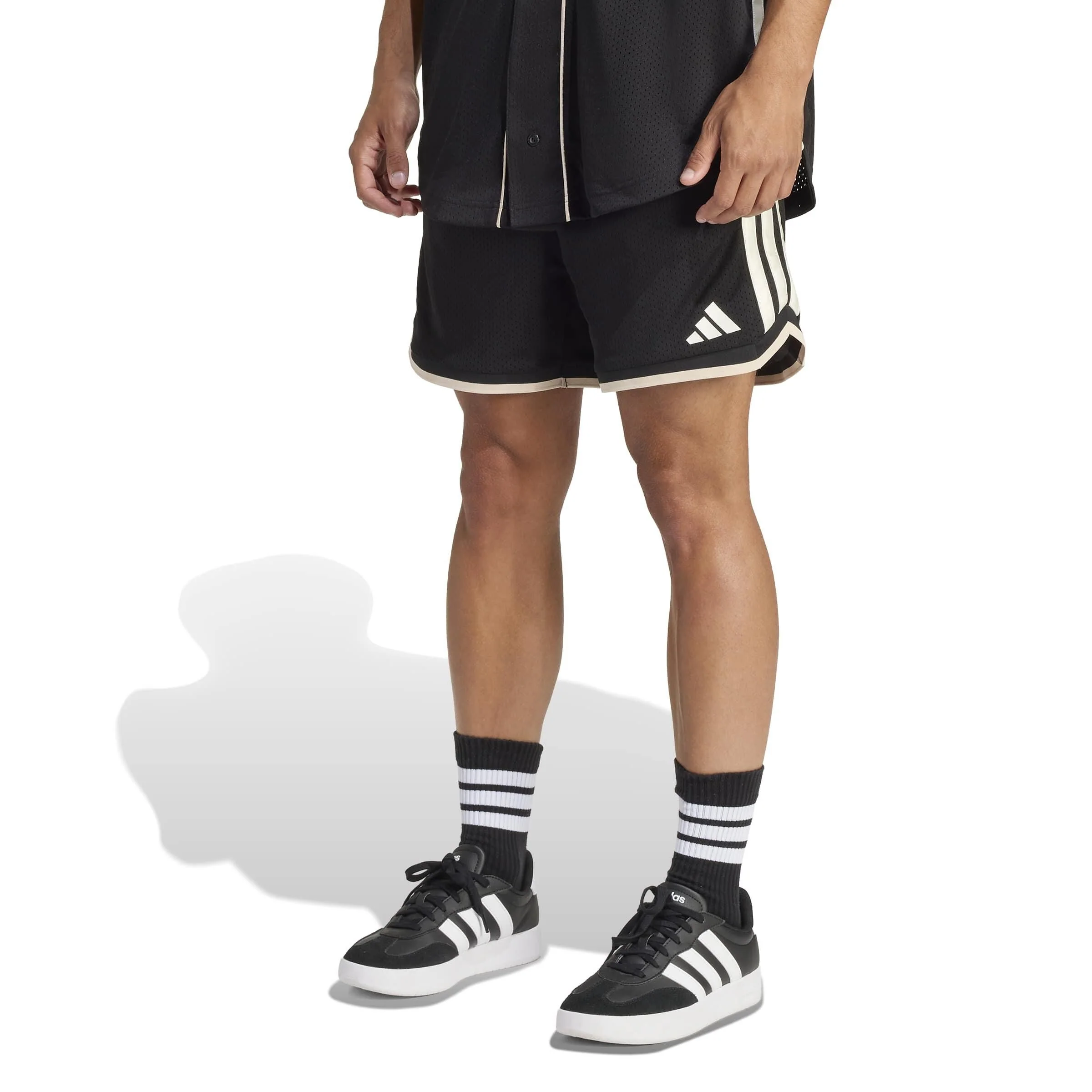 Sportshorts mit Logo - Image 2