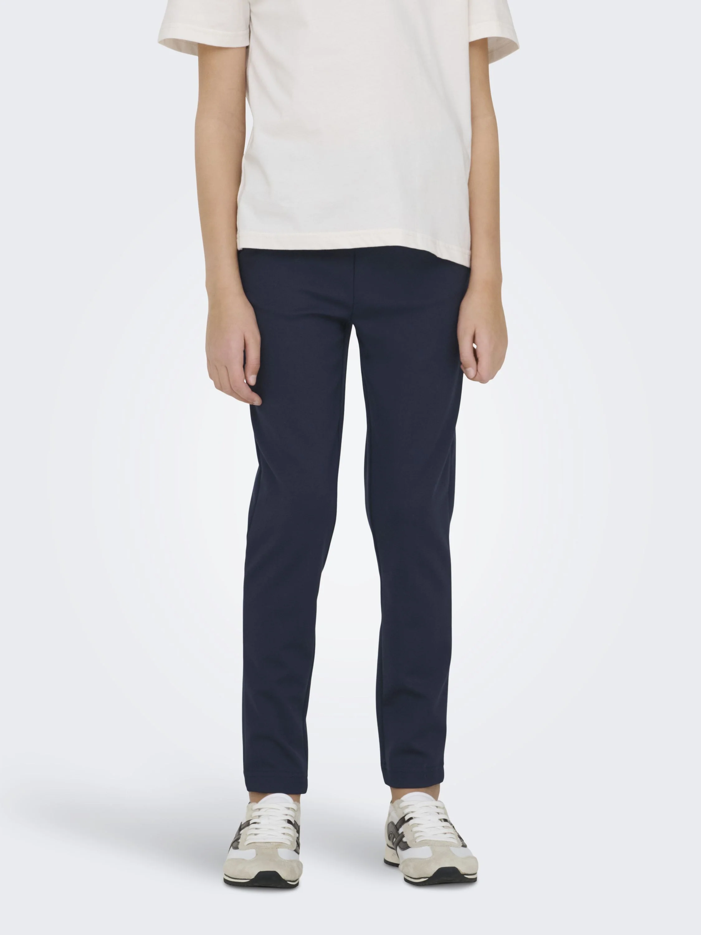 Stoffhose aus Viskosemix - Image 5