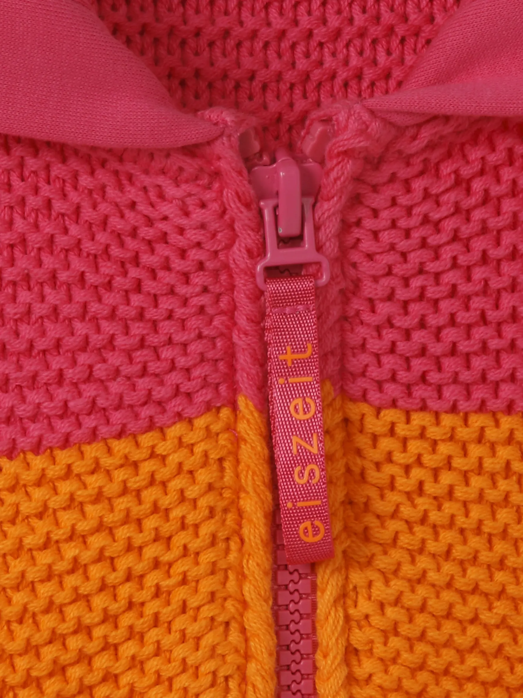Strickjacke mit Kapuze - Image 3