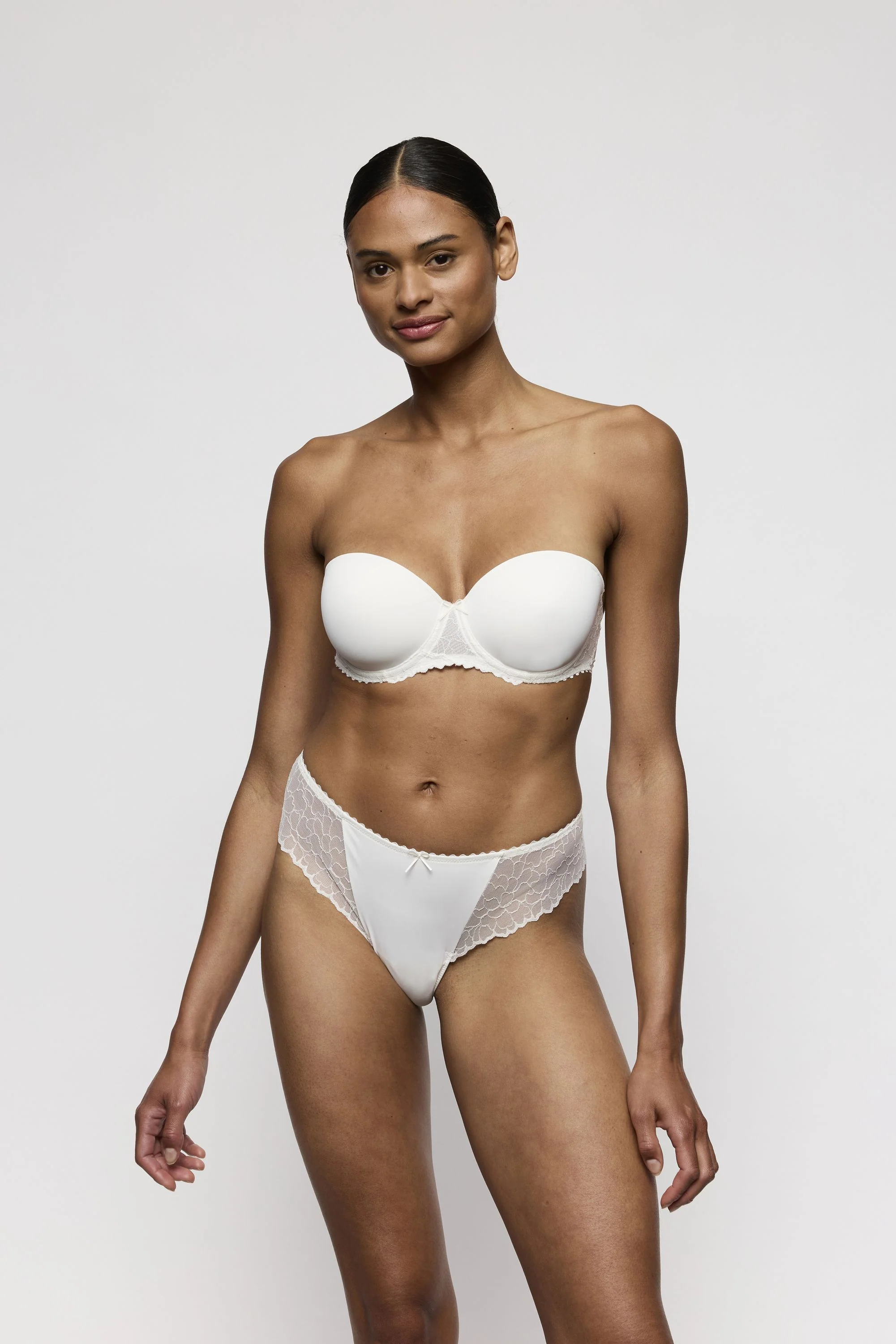 String AZIELIE - Image 4