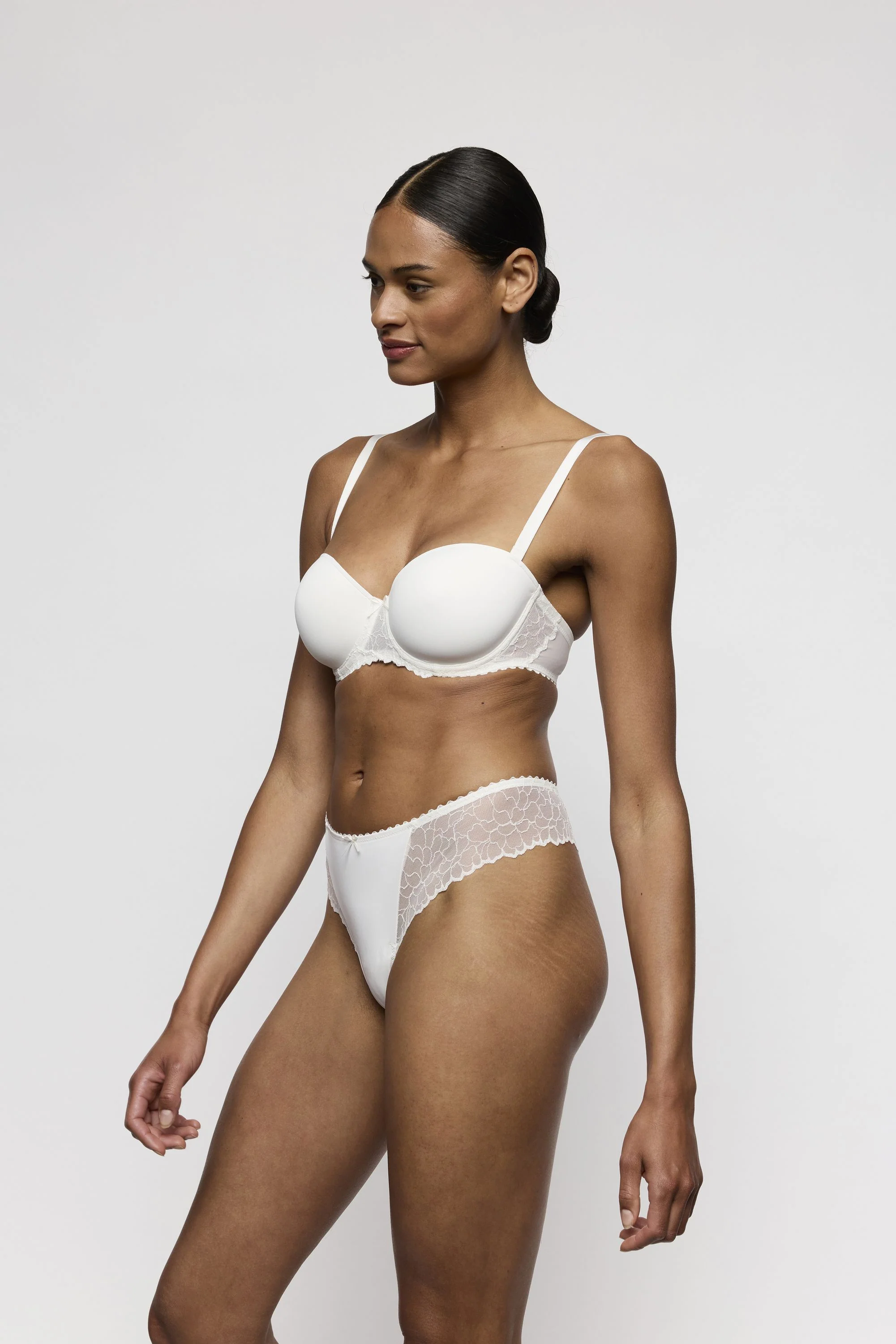 String AZIELIE - Image 5