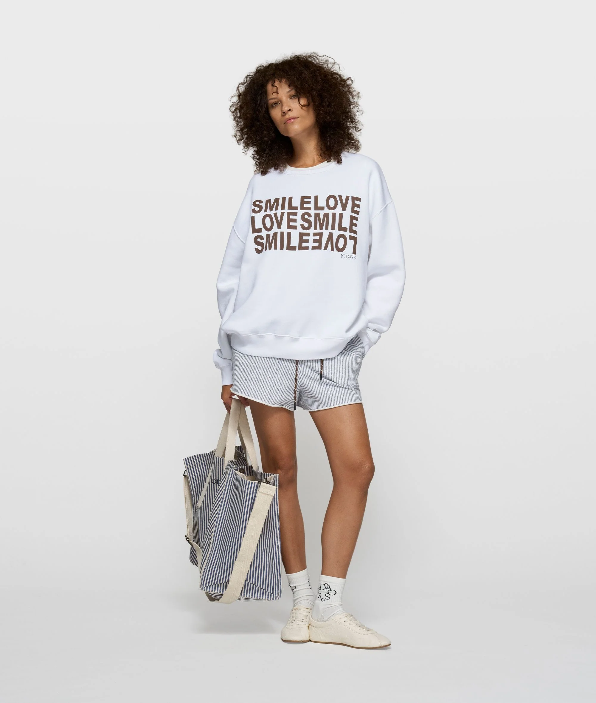 Sweatshirt oversized aus Baumwollmix - Image 9