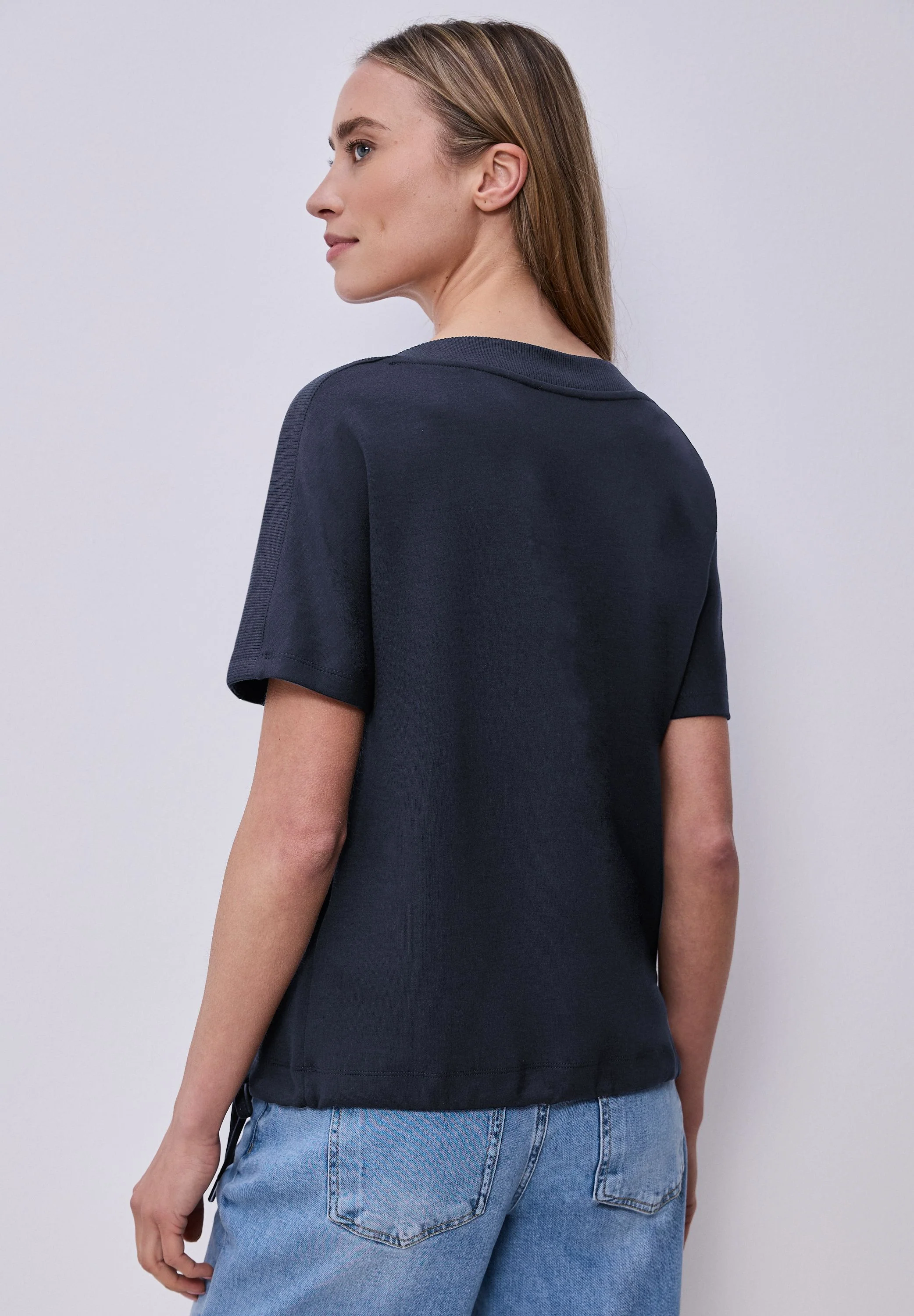 T-Shirt aus Viskosemix - Image 2
