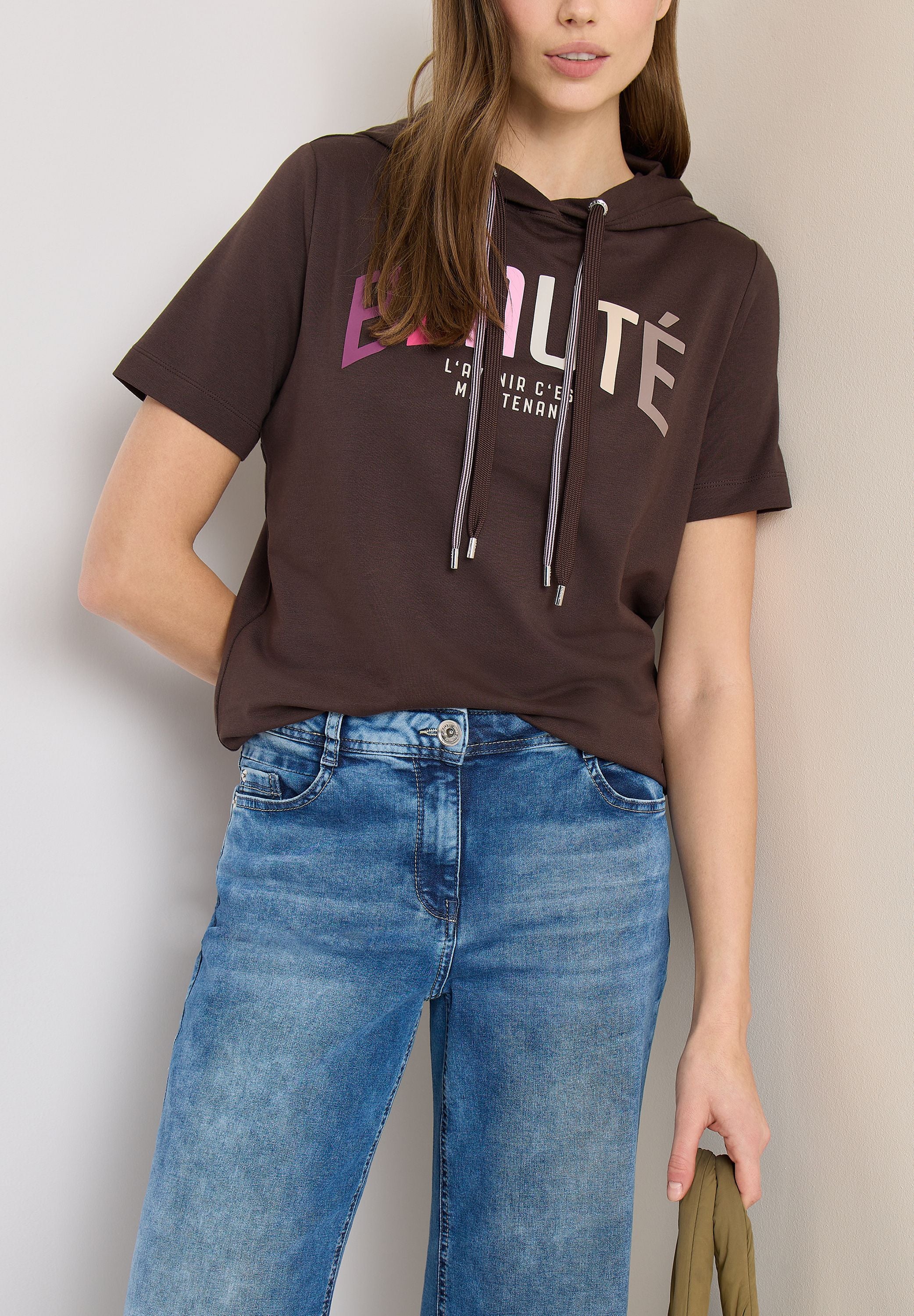 T-Shirt Regular Fit mit Kapuze - Image 4