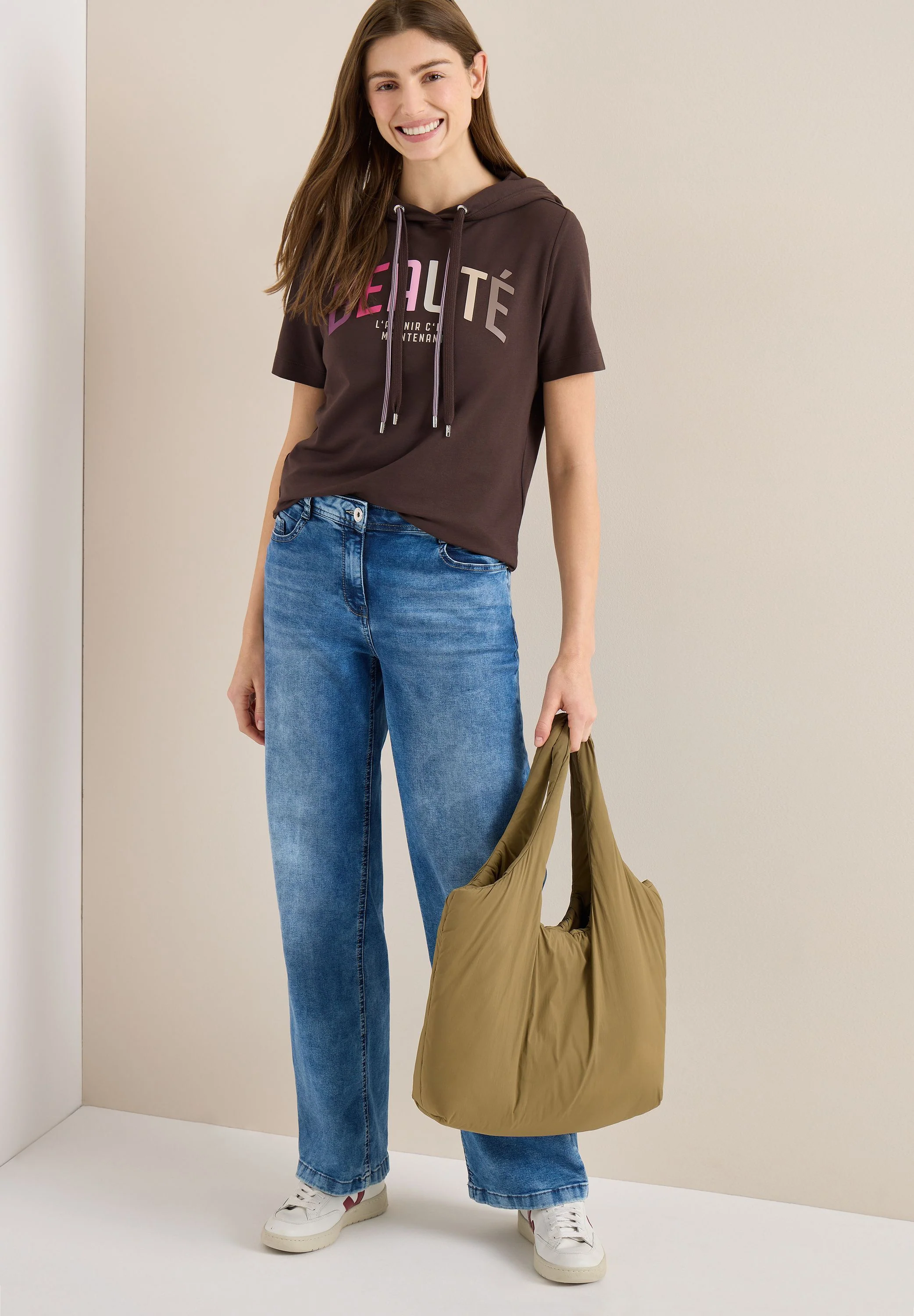 T-Shirt Regular Fit mit Kapuze - Image 5