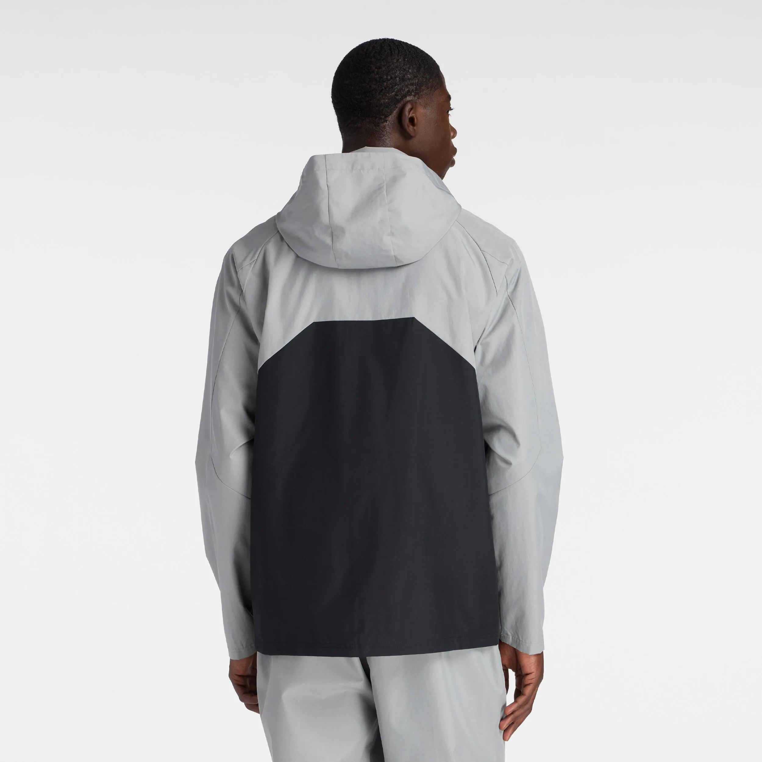 Trainingsjacke mit einrollbarer Kapuze - Image 4