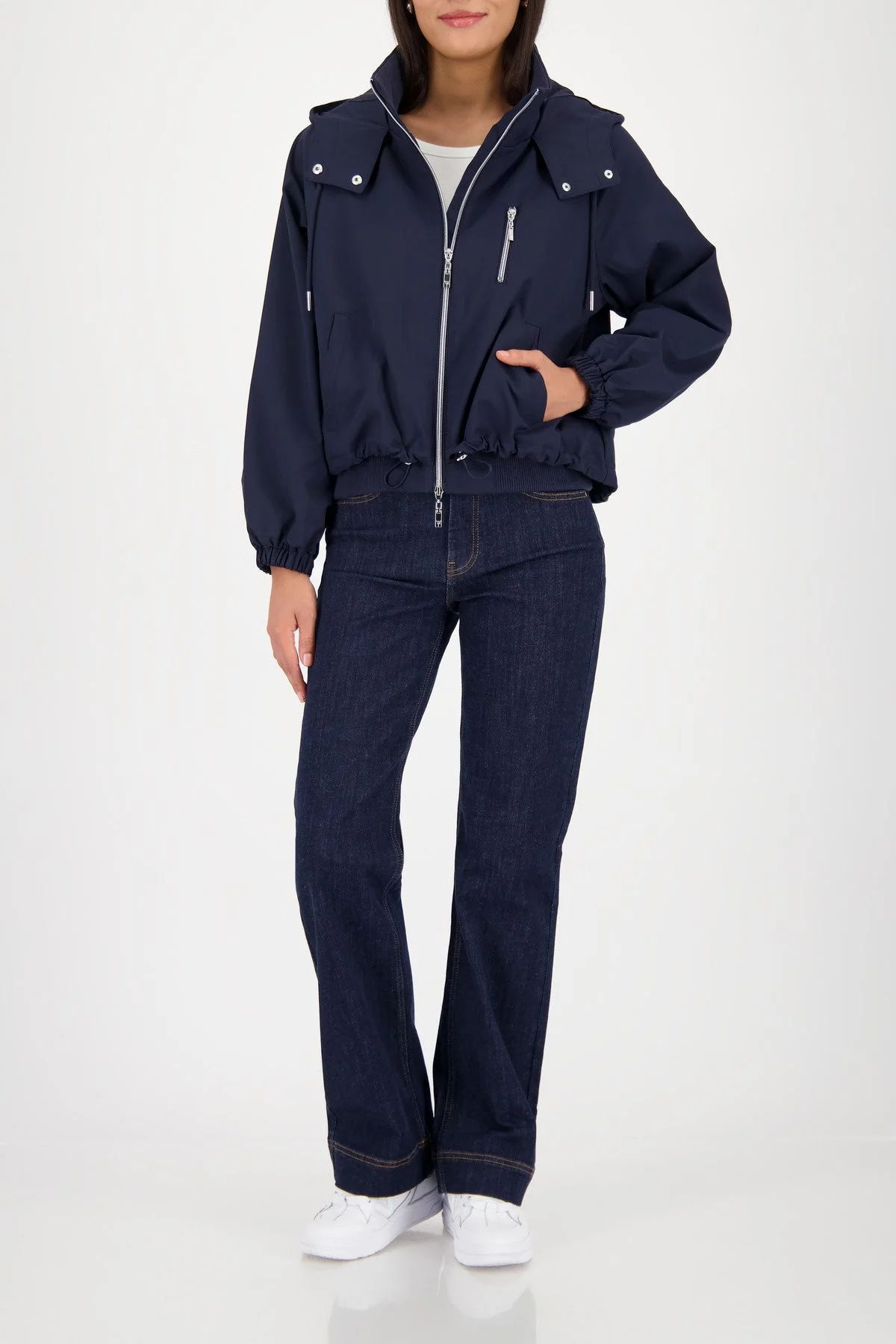 Übergangsjacke mit Kapuze - Image 6